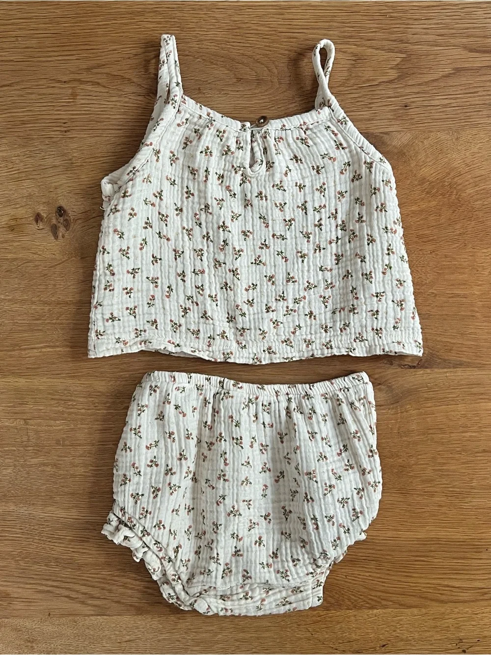 Colored Organics Baby Floral Cotton Tank & Bloomers Set in Cream 6-12 months 12M